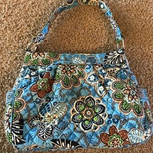 Blue floral magnetic closure shoulder bag
